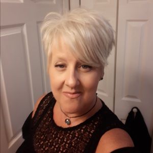 Meet your Posher, Carole